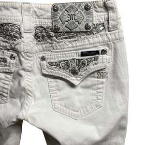 Miss Me White Bootcut Jeans 27 Sequin Angel Wing Bling Flap Pocket JP5974B4V